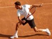 Mann beim Tennisspielen