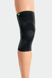 Knee with JuzoFlex Genu Xtra in colour Black