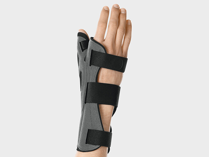 JuzoPro Palmar Xtec Rhizo Handorthese JuzoPro Palmar Xtec Rhizo an einer Hand angelegt