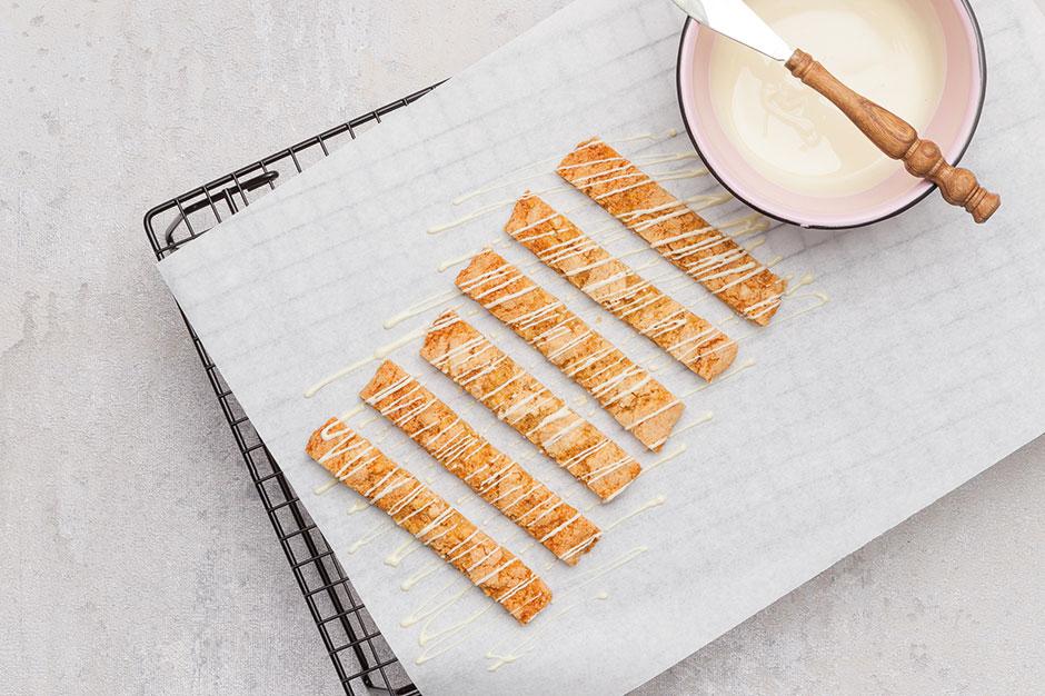 Bastoncini alle mandorle