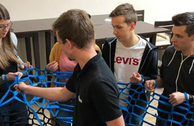 Nicht ohne unsere Stricknadeln