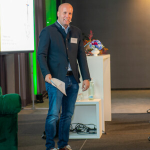 Wissenschaftliche Leitung Priv.-Doz. DDr. med. D. Mühlberger Wissenschaftliche Leitung Priv.-Doz. DDr. med. D. Mühlberger